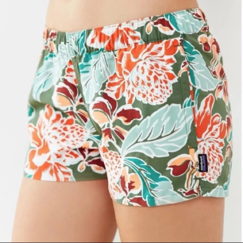 Patagonia Barely Baggies Shorts - Picture 8 of 8